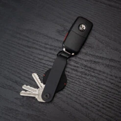 KeySmart Air Compact 2-in-1 AirTag And Key Holder 12 KeySmart Air Compact 2-in-1 AirTag And Key Holder -Multifunctional Tool Store KeySmartAir Backside Fob 1200x1200 2000x 7e7877e7 605f 4737 b4f0 4083715c33d0