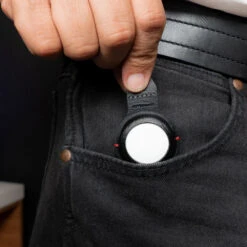 KeySmart Air Compact 2-in-1 AirTag And Key Holder 14 KeySmart Air Compact 2-in-1 AirTag And Key Holder -Multifunctional Tool Store KeySmartAir Blk Lifestyle CU Frontpocket 1200x1200 2000x 7e7df668 b134 42eb 83c9 174de7771d0f