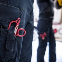 Leatherman Raptor Response Multipurpose Shears 21 Leatherman Raptor Response Multipurpose Shears -Multifunctional Tool Store Raptor Response EMT Carrying Open