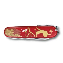 Victorinox Year Of The Ox Huntsman 2021 Limited Edition Swiss Army Knife 10 Victorinox Year Of The Ox Huntsman 2021 Limited Edition Swiss Army Knife -Multifunctional Tool Store SA13714E10 Year of the Ox Huntsman Swiss Army Knife Closed
