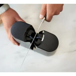 V-Edge Knife Sharpener By Zwilling J.A. Henckels 8 V-Edge Knife Sharpener By Zwilling J.A. Henckels -Multifunctional Tool Store ZH32605 000 Top View