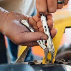 Leatherman Crunch Multi-Tool With Nylon Sheath 13 Leatherman Crunch Multi-Tool With Nylon Sheath -Multifunctional Tool Store lt68010201k lifestyle2 x1000 d19bb5dc 5e50 46be 8058 a1bc84b4a599