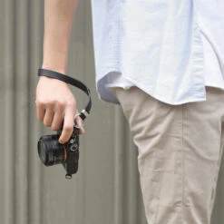 Orbitkey Strap 12 Orbitkey Strap -Multifunctional Tool Store okstplbkbk camera x1000 98a5d928 b107 4d93 b233 30ccc7cea87d